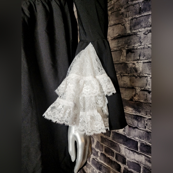 NWT! Cottage Witch Goth Lace Bell Sleeve Peasant Dress ~ by Dark In Love - Picture 8 of 12